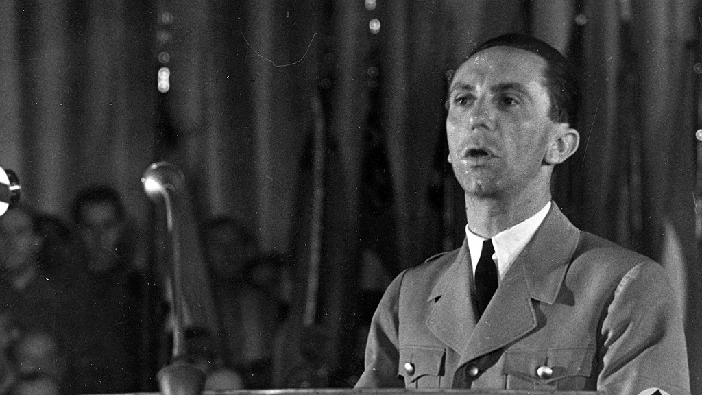 Foto: Joseph Goebbels während seiner Rede