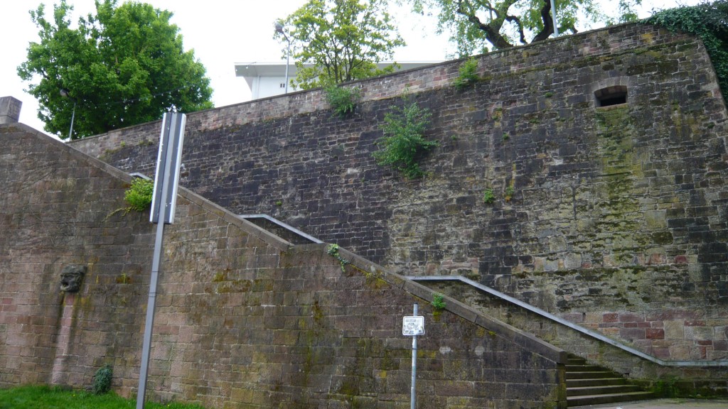 Die Saarbrücker Schlossmauer (Foto: Weitzmann)