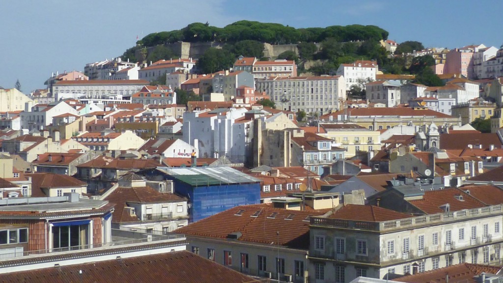 Foto: Blick auf die Altstadt von Lissabon. 