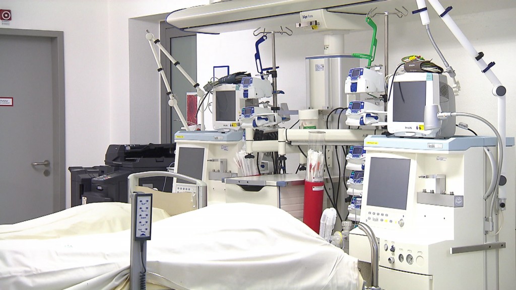 Symbolbild: ein technisch aufgerüstetes Krankenzimmer (Foto: SR Fernsehen)