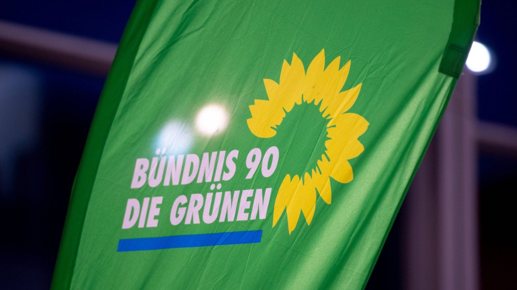 Aufsteller mit dem Logo der Grünen