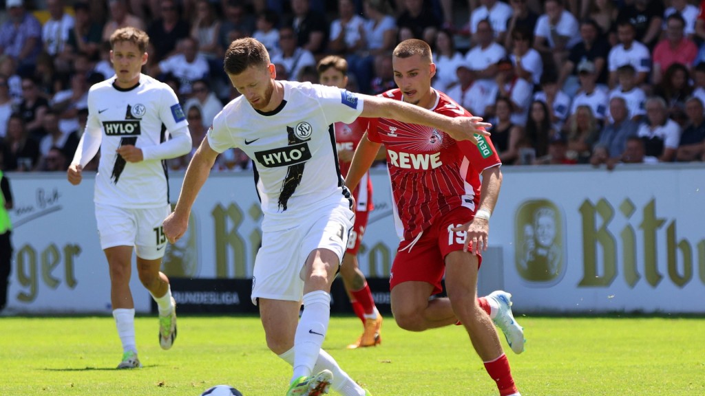 Foto: Spielszene SVE und Köln 