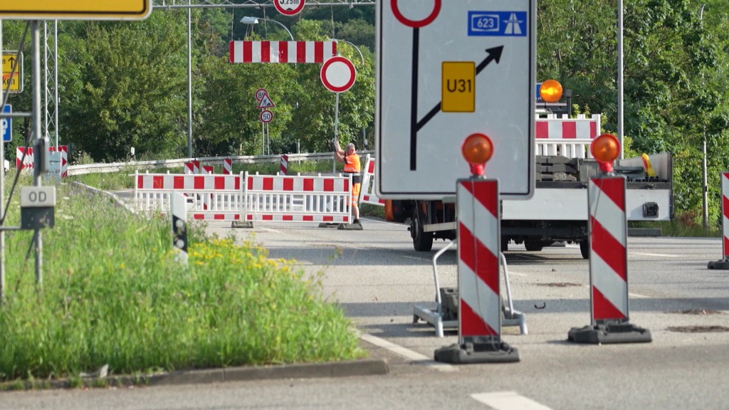 Foto: Sperrung an der Johannisbrücke in Saarbrücken