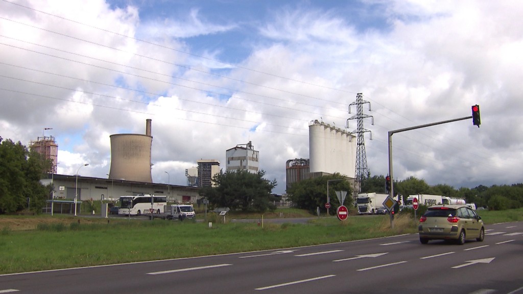 Industriegebiet in Carling