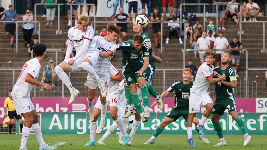 Foto: FC Homburg gegen SC Freiburg II