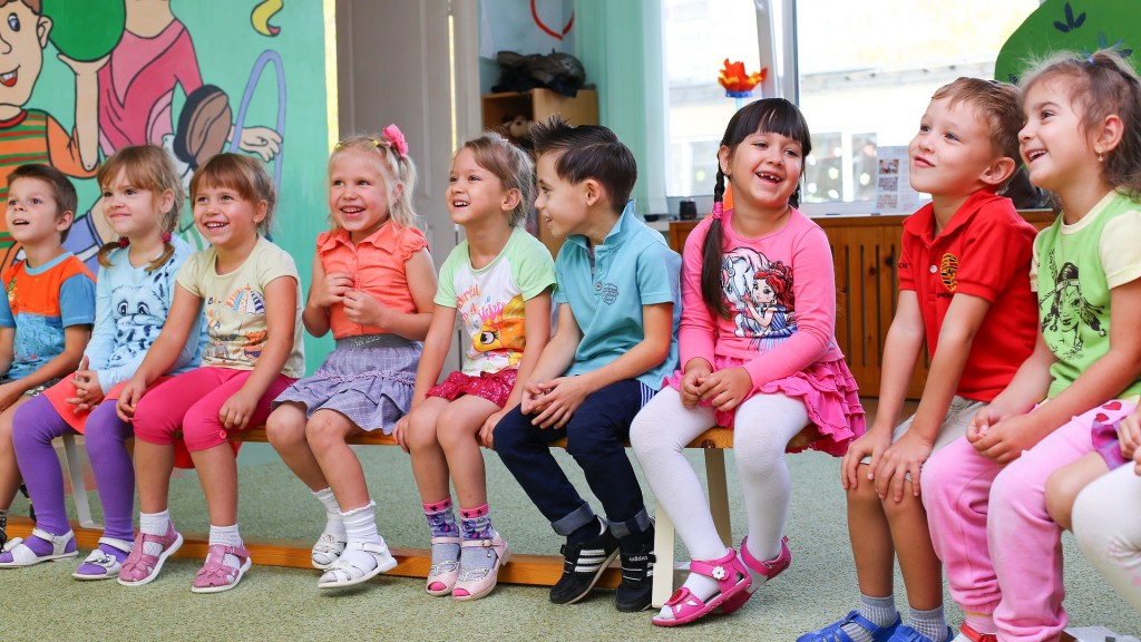 Kinder in einem Kindergarten