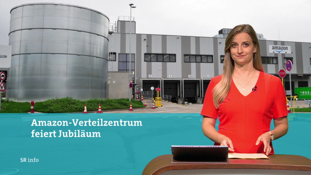 Foto: Moderatorin im Studio