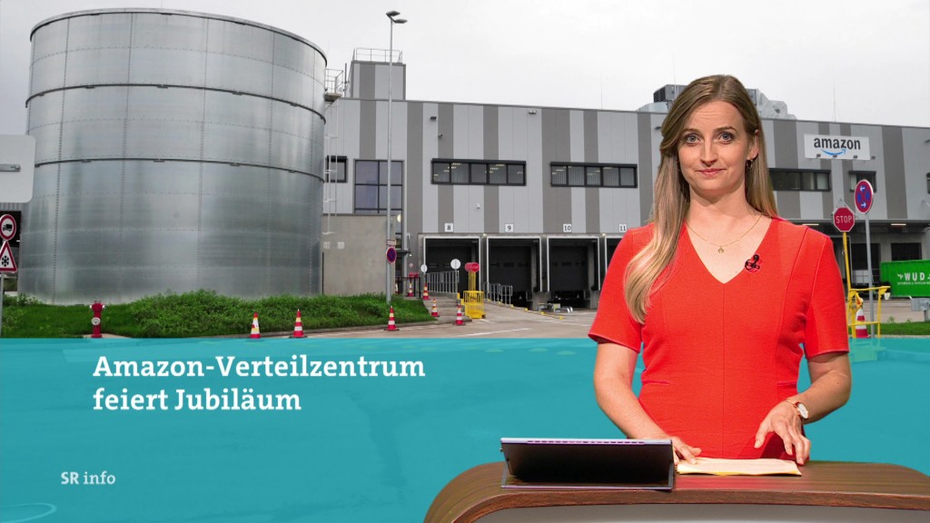 Foto: Moderatorin im Studio