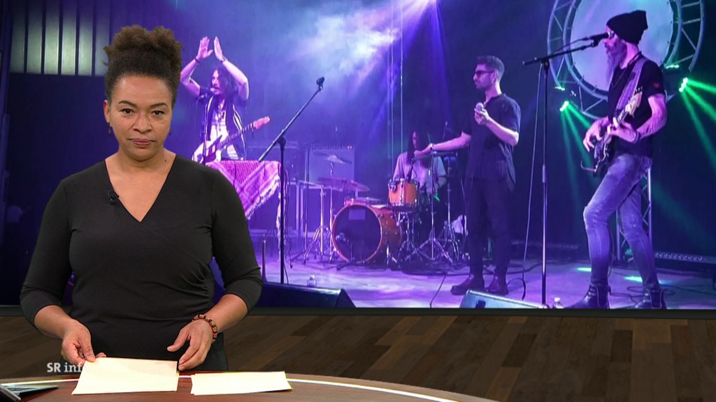 Foto: Sarah Sassou im Studio