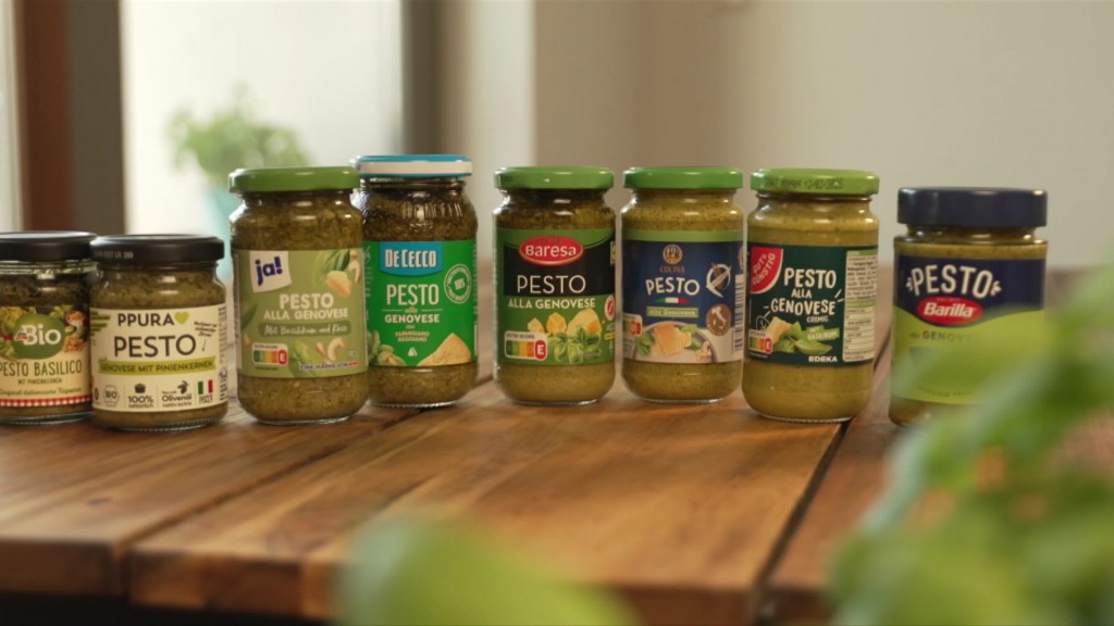 Foto: Verschiedene Gläser Pesto