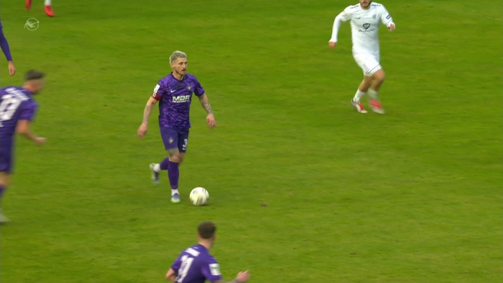 Foto: Erzgebirge Aue gegen Schweinfurt 05