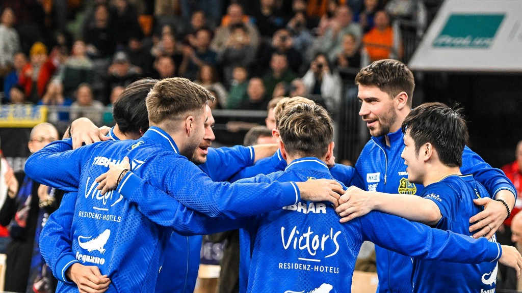 Jubeltanz der Saarbrücker nach Spielende