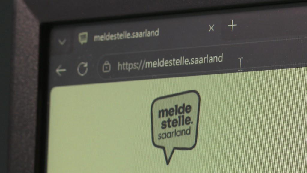 Screenshot der Meldestelle für menschenfeindliche Vorfälle auf einem Laptop.