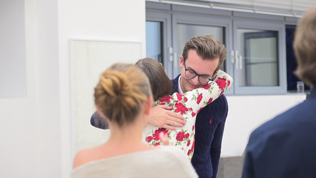 Foto: Glückwünsche für den neuen Landesschülersprecher Johann Weth