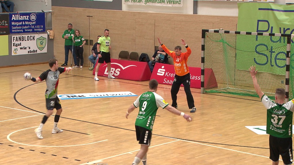 Foto: Handballspiel des HG Saarlouis gegen Frisenheim
