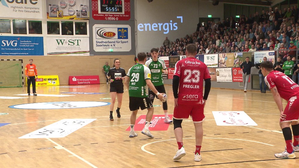Foto: Handball Spiel HG Saarlouis gegen Melsungen