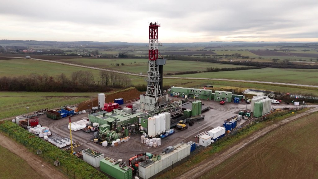 Foto: Bohrturm im lothringischen Pontpierre