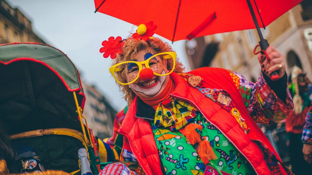 Narren feiern die Fünfte Jahreszeit