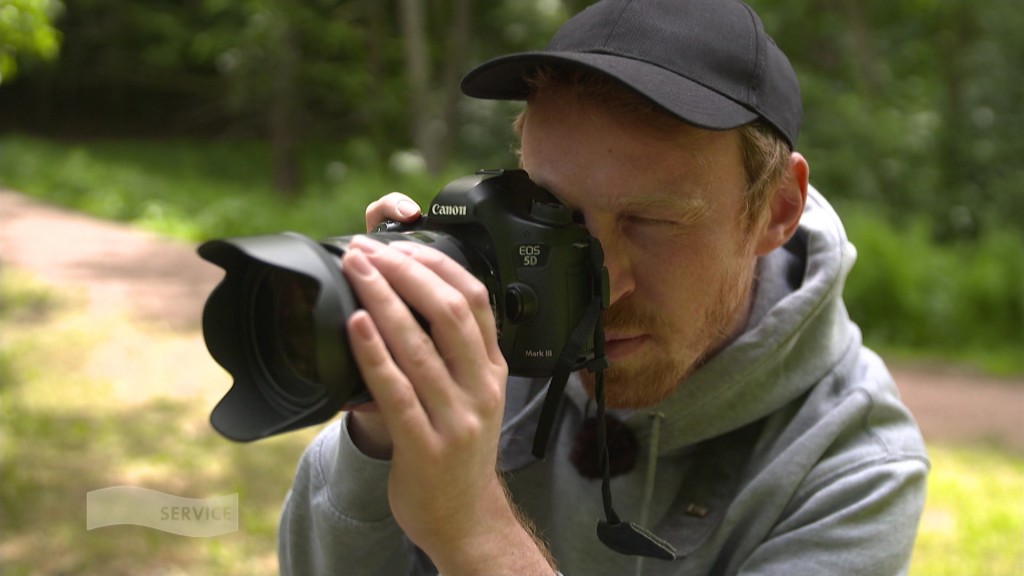 Foto: Alex mit Kamera in der Hand