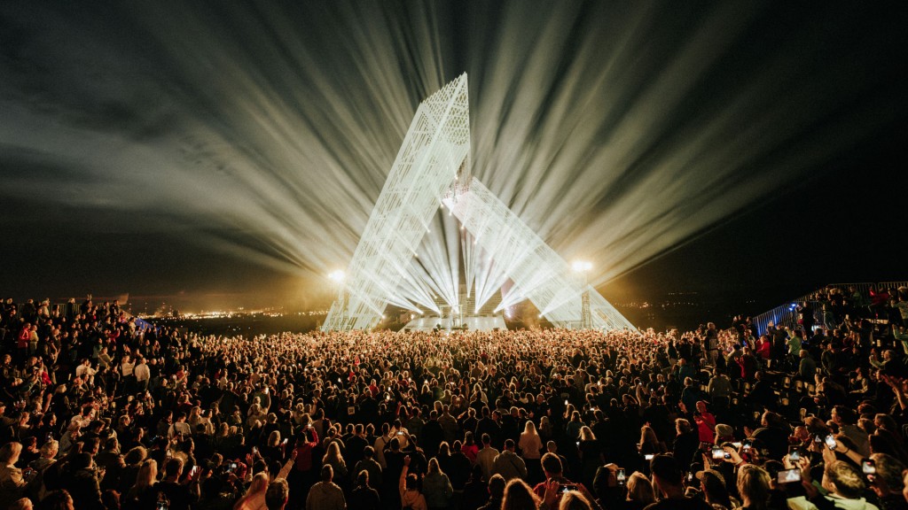 Publikum bei Oper am Saarpolygon