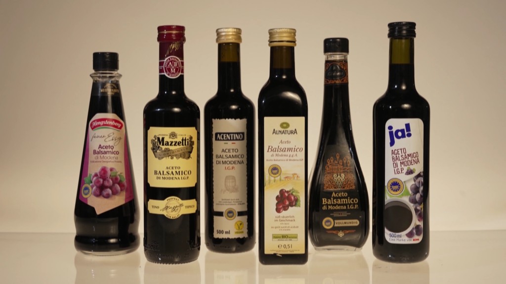 Foto: Verschiedene Balsamico-Essige