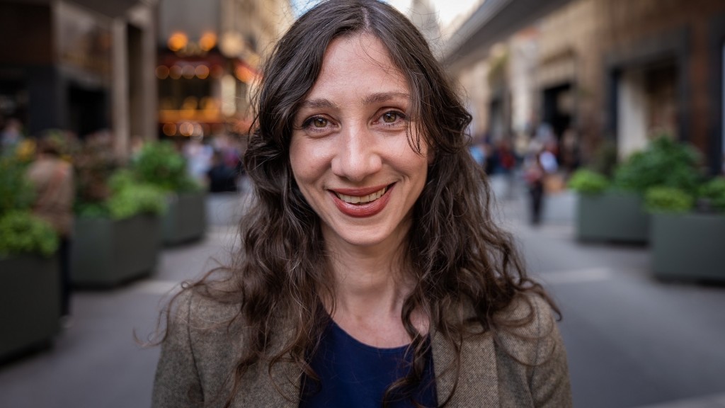 Safia Al Bagdadi in Paris