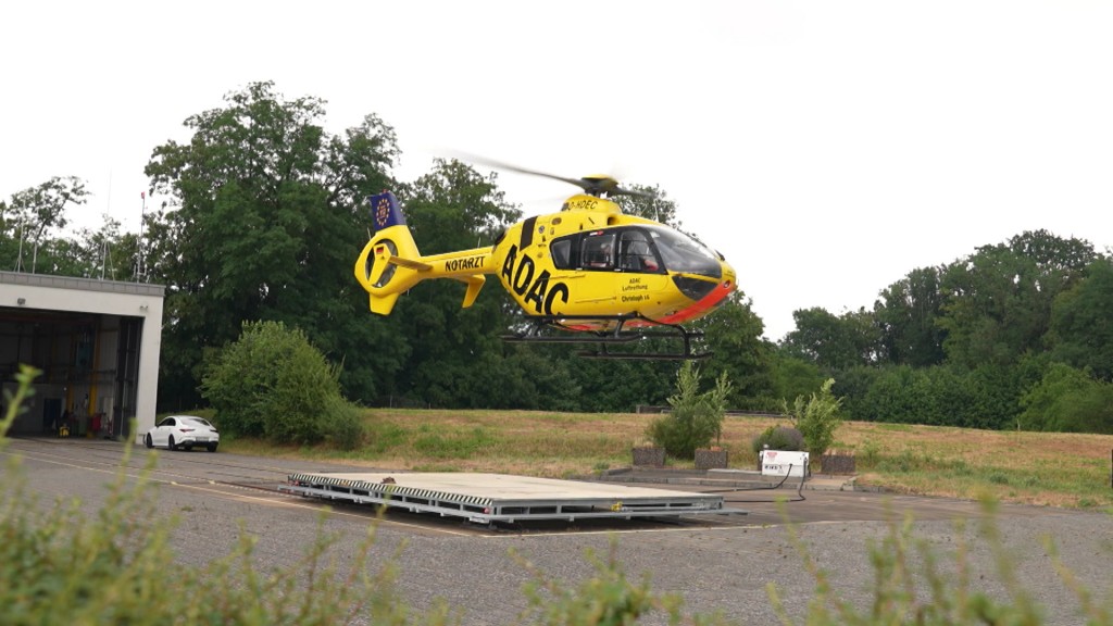 Foto: Rettungshubschrauber Christoph 16 hebt ab