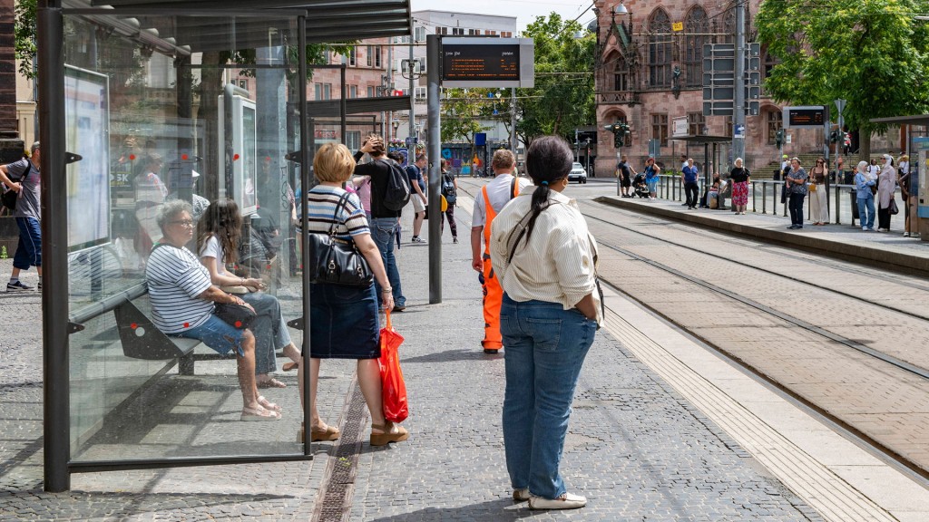 Foto: Die Saarbahn-Haltestelle an der Johanneskirche