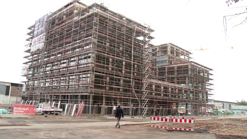 Foto: Baustelle eines mehrstöckigen Hauses