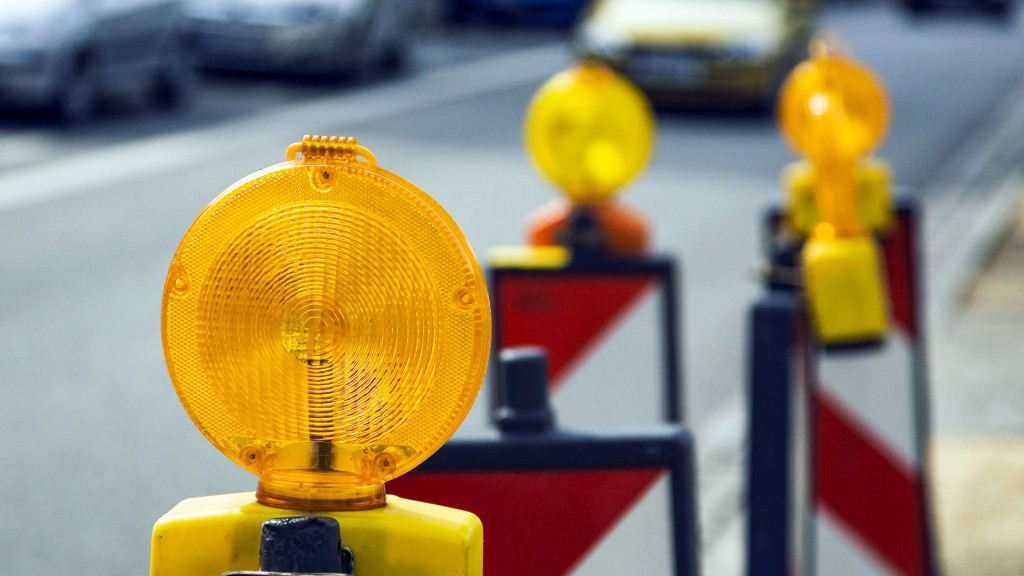 Symbolbild: Warnbaken einer Straßenbaustelle