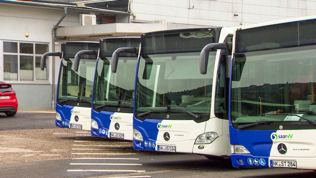Busse im Depot 