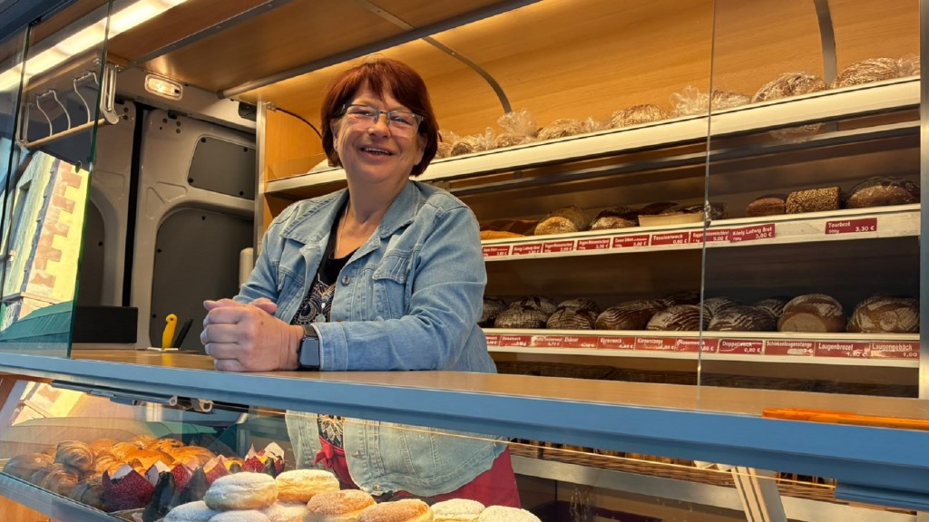 Marina Heigl-Ritter un ihr Bäcker-Bus in Wadgassen 