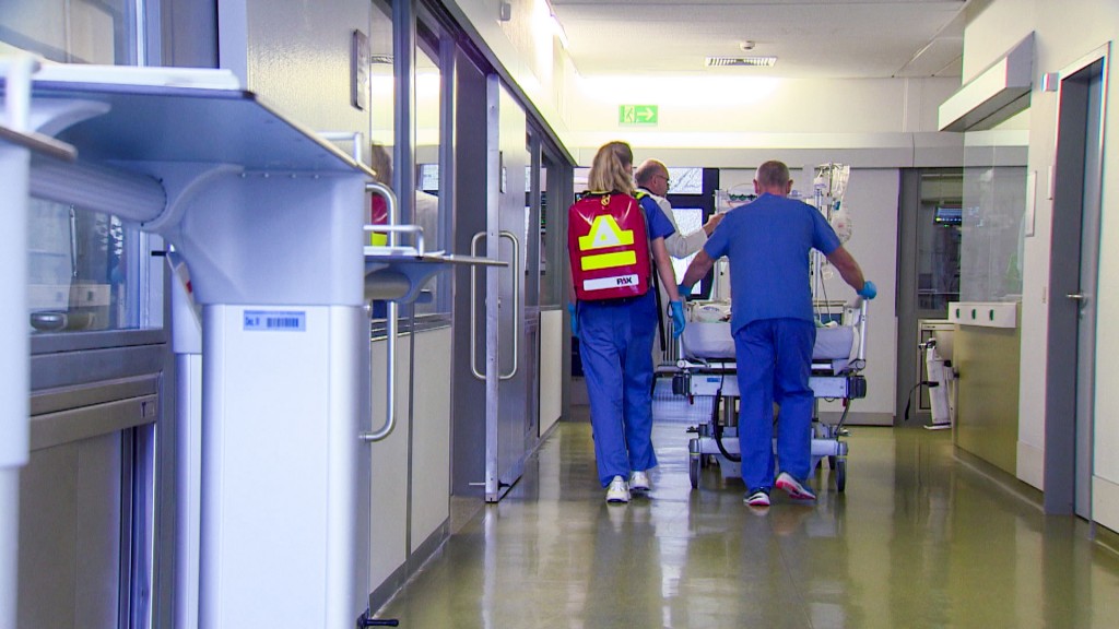 Medizinische Fachangestellte in der Notaufnahme eines Krankenhauses