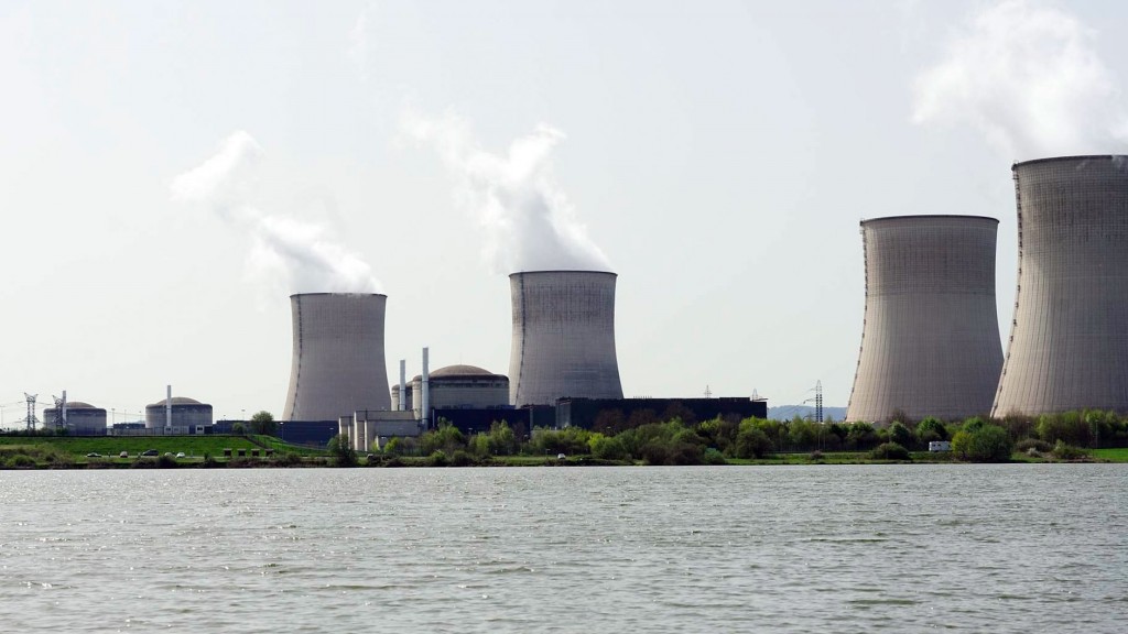 Atomkraftwerk Cattenom an der Mosel