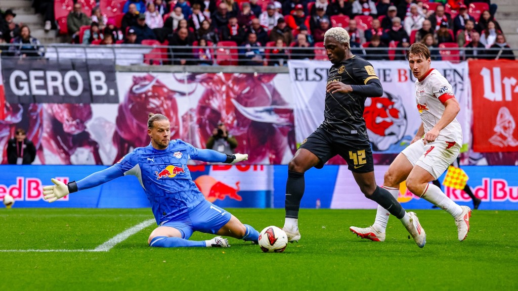 Foto: David Mokwa scheitert am gut reagierenden RB-Keeper Örjan Nyland.