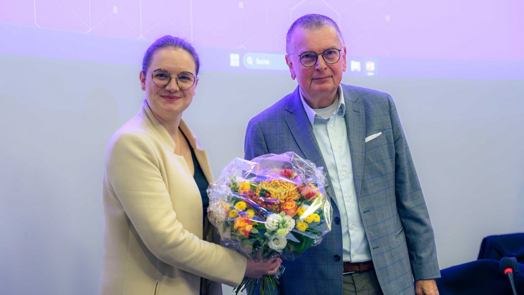 Foto: Julia Katharina Eßwein nach ihrer Wahl zur LMS-Direktorin