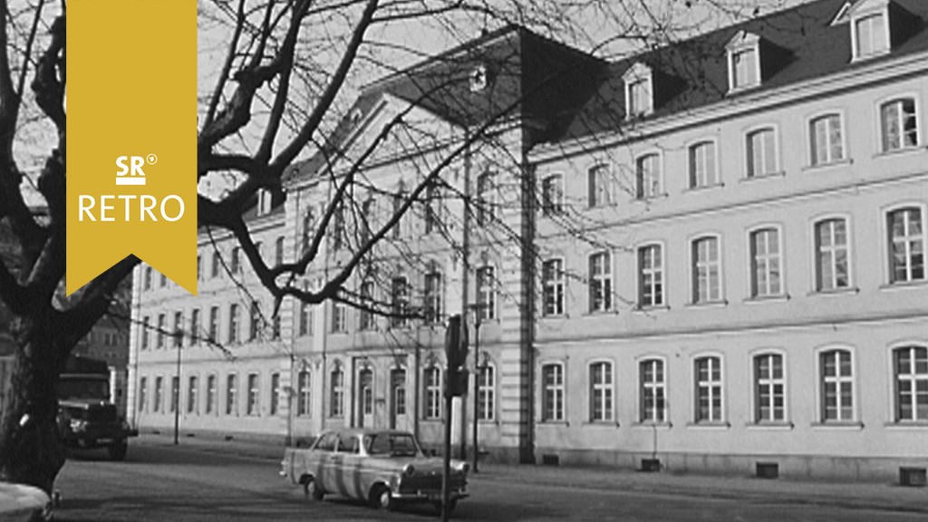 Foto: Außenansicht der Comenius-Hochschule in Saarbrücken