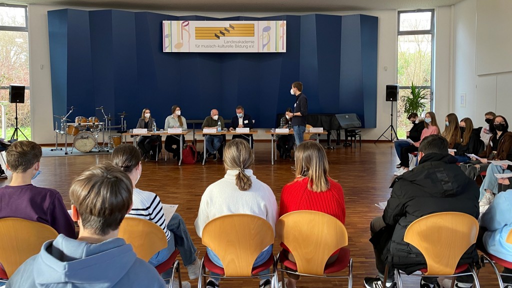 Die Schüler-Stadtrat-Sitzung in Ottweiler (Foto: SR/Markus Person)