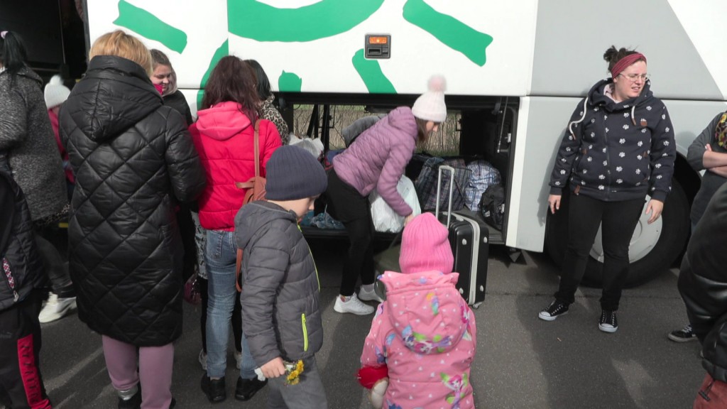 Geflüchtete aus der Ukraine kommen im Saarland an