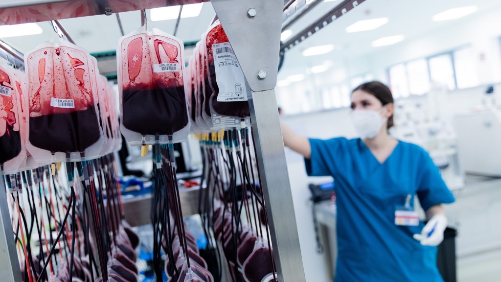 Blutkonsverven lagern in einer Sammelstation, wo sie für Krankenhäuser bereitgestellt werden