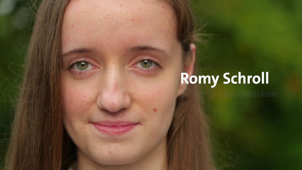 Young Reporterin Romy Schroll