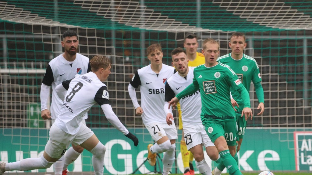 Foto: Homburg schlägt Steinbach in der Regionalliga
