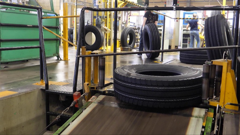 Foto; Ein Reifen, der im Homburger Michelin Werk produziert wurde.