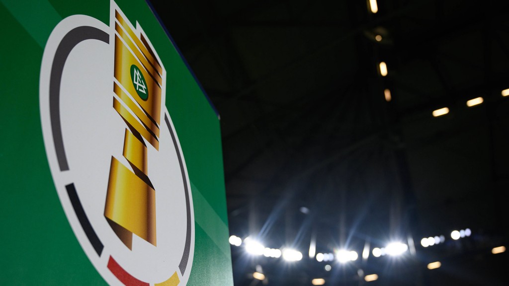 Foto: Das Logo des DFB-Pokals im Stadion