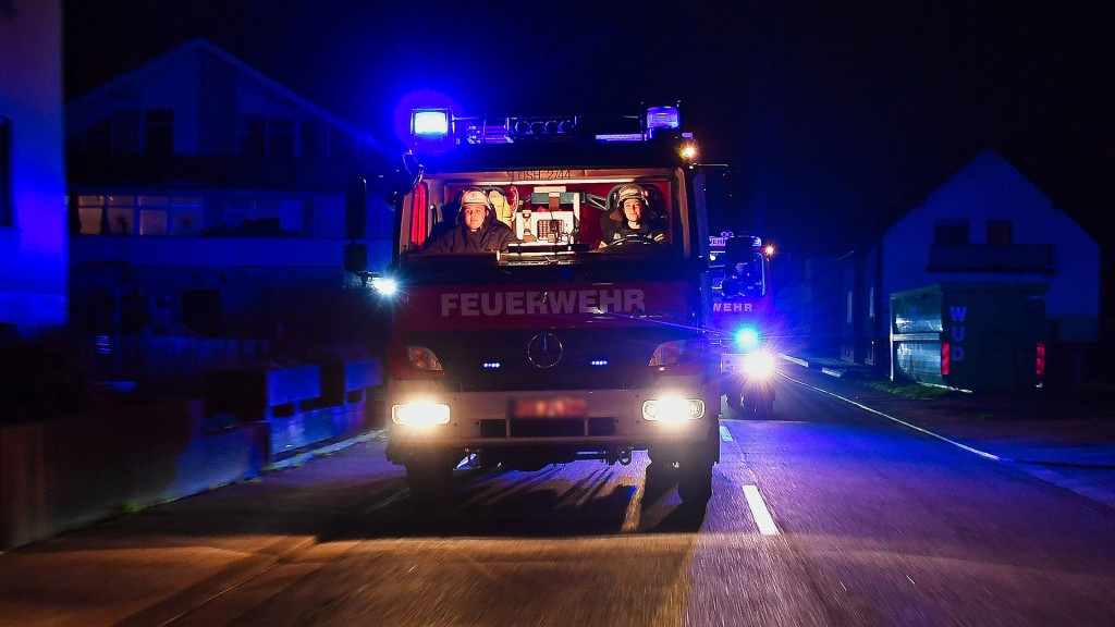 Feuerwehr im nächtlichen Einsatz