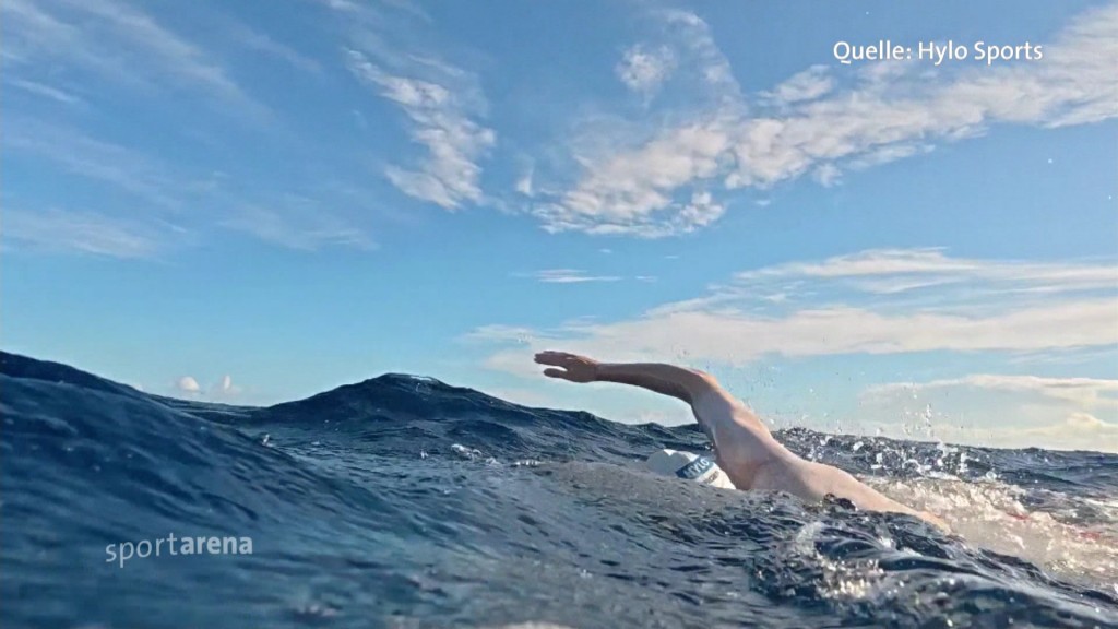 Foto: Andreas Waschburger schwimmt im Meer