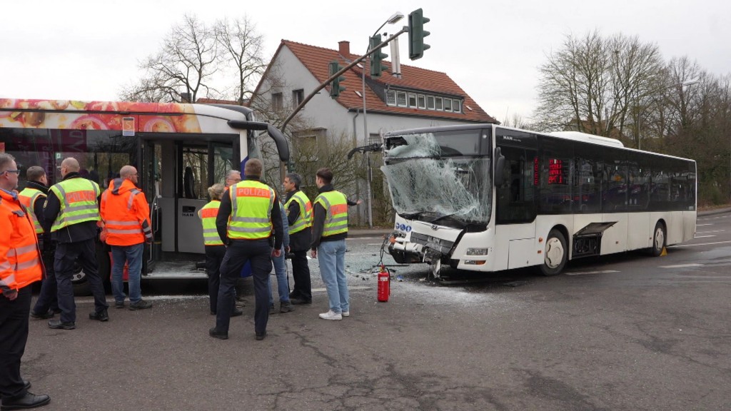 Foto: Busunfall in Saarbrücken