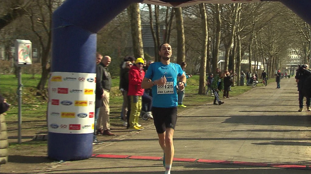 Foto: Christopher Klesen von der LLG Wustweiler beim Saarbrücker Halbmarathon