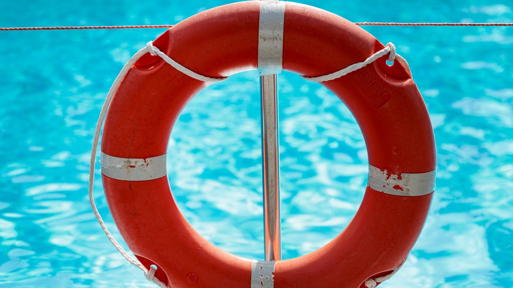 Rettungsring in einem Schwimmbad