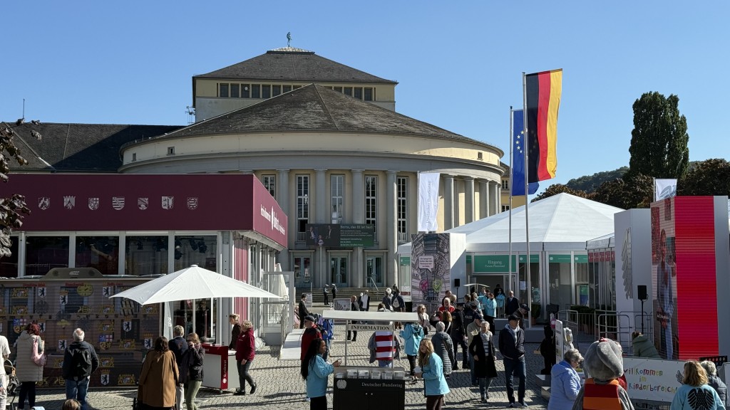 Saarland, Sicherheitslage, Fest der Deutschen Einheit, Party, Polizei, Saarbrücken